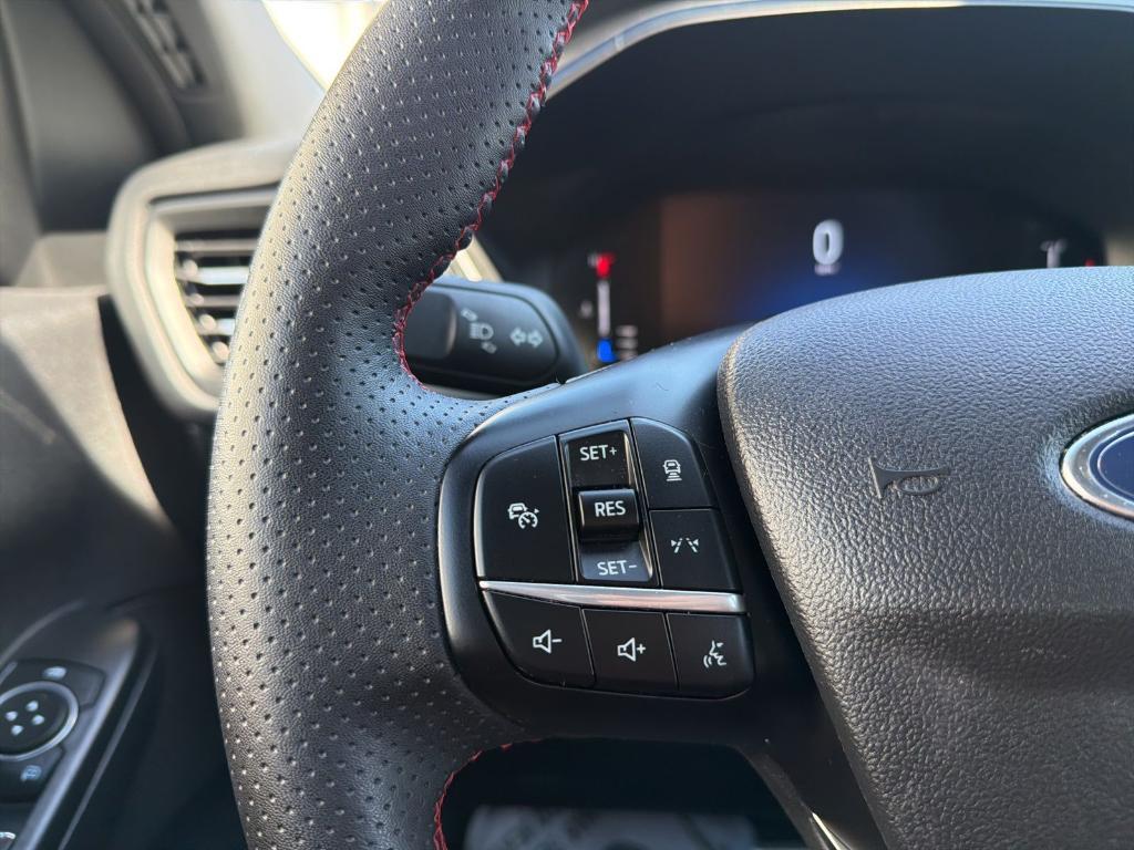 used 2024 Ford Escape car, priced at $25,648