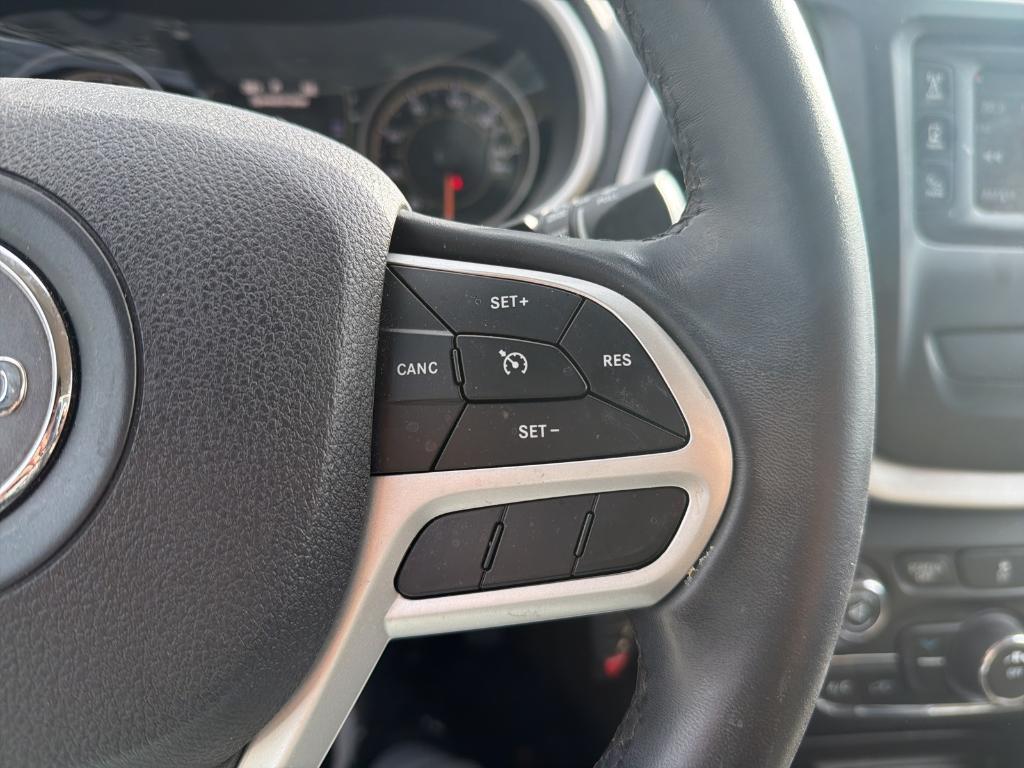 used 2017 Jeep Cherokee car, priced at $14,675