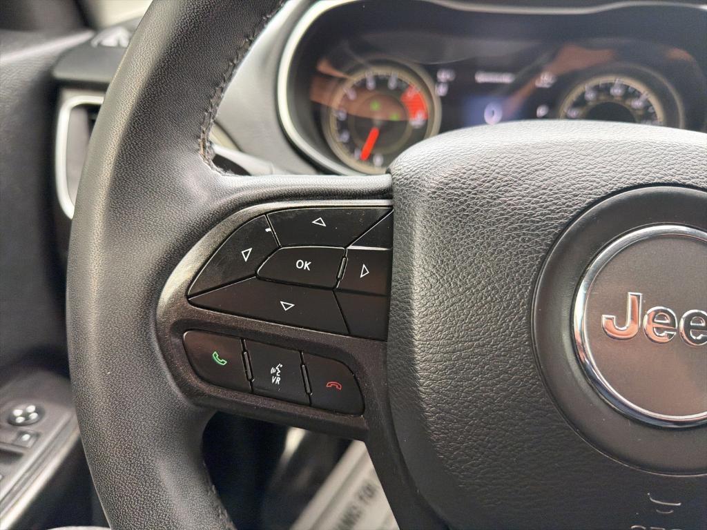 used 2022 Jeep Cherokee car, priced at $21,400