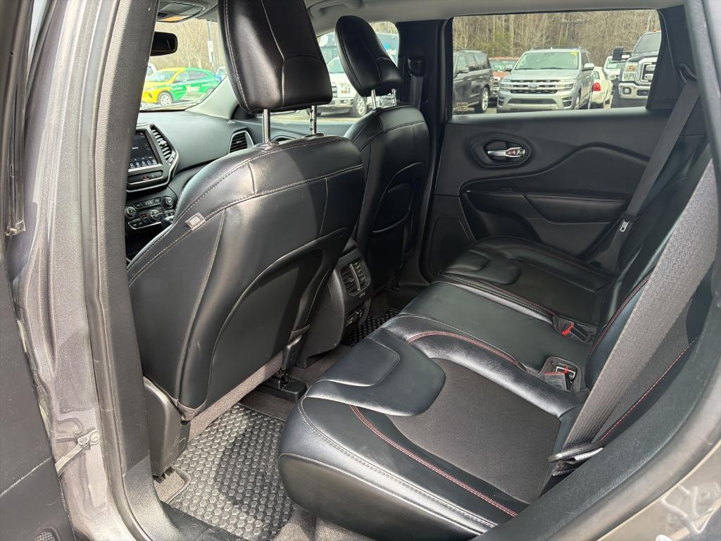 used 2022 Jeep Cherokee car, priced at $21,400