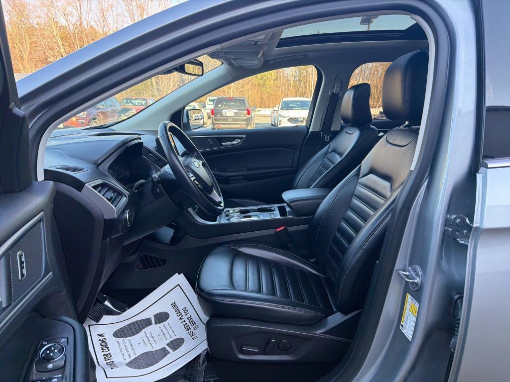 used 2022 Ford Edge car, priced at $25,050