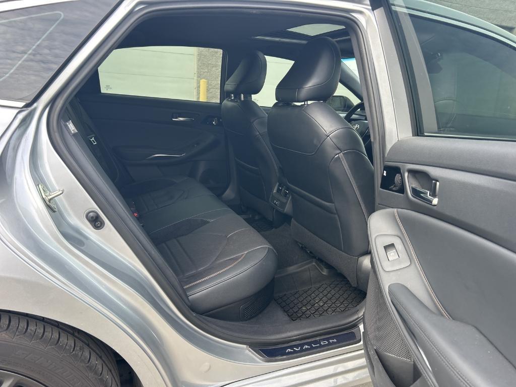 used 2020 Toyota Avalon Hybrid car, priced at $26,800