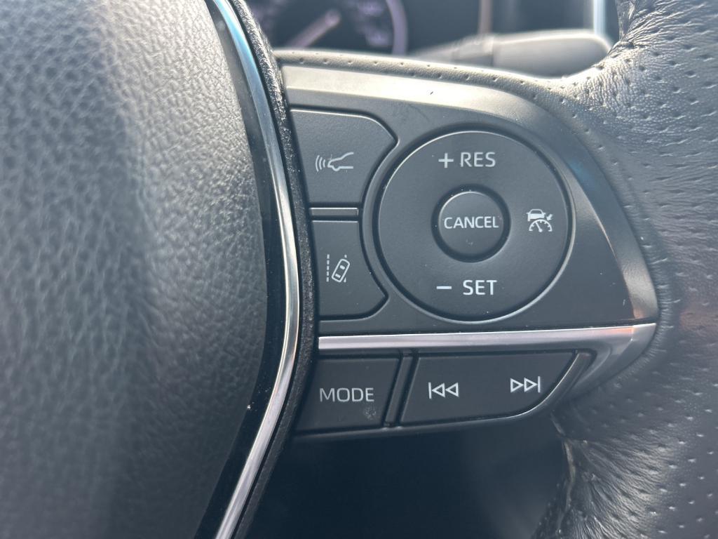 used 2020 Toyota Avalon Hybrid car, priced at $26,800