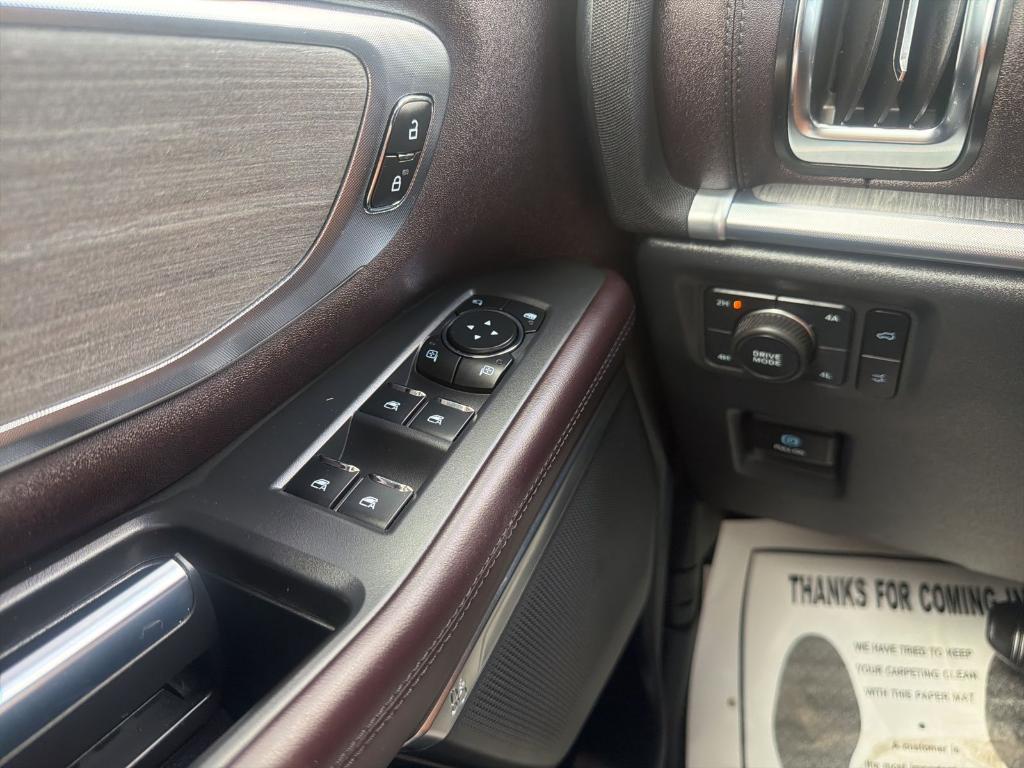 used 2025 Ford Expedition car, priced at $72,298