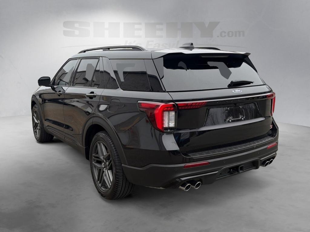 used 2025 Ford Explorer car, priced at $49,900