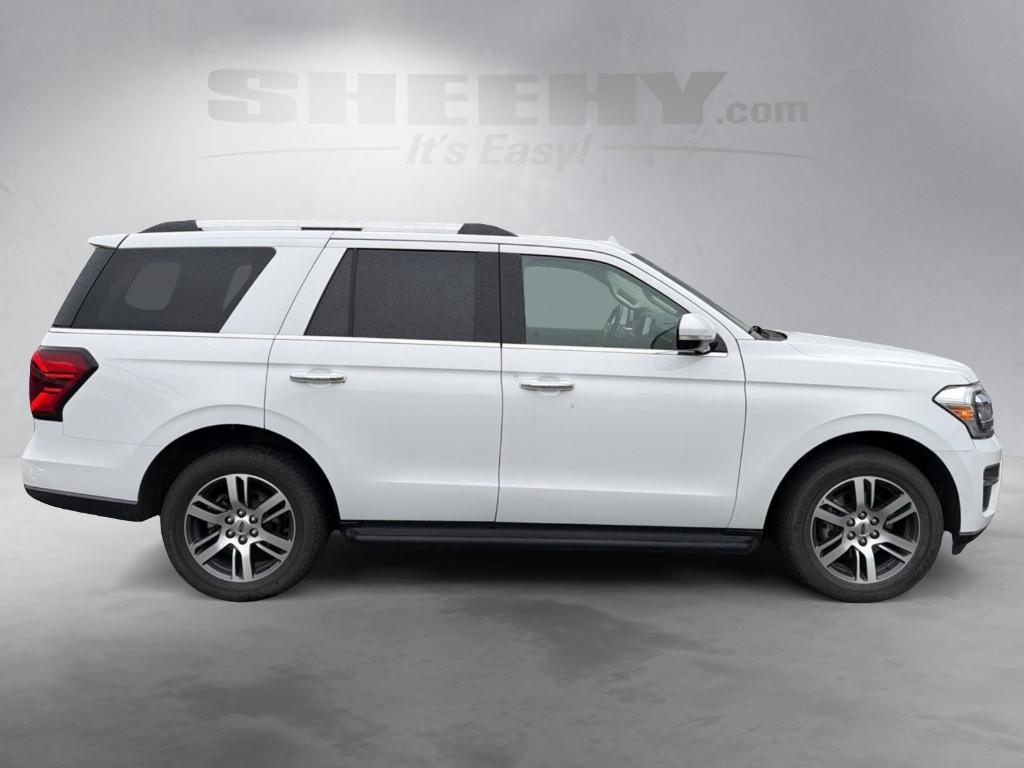 used 2024 Ford Expedition car, priced at $46,228