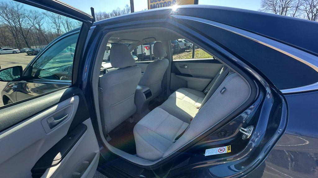 used 2015 Toyota Camry Hybrid car, priced at $11,900