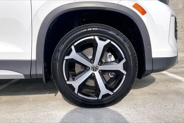 new 2026 Volkswagen Tiguan car, priced at $37,998