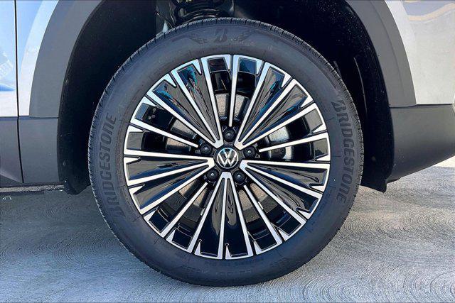 new 2026 Volkswagen Taos car, priced at $32,179