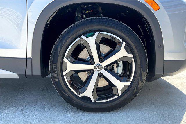 new 2025 Volkswagen Tiguan car, priced at $31,693