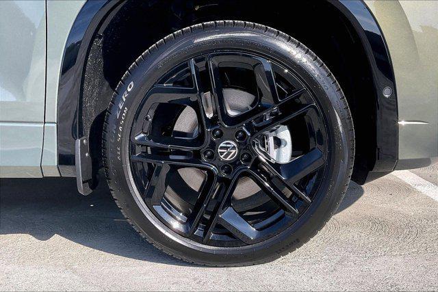 new 2026 Volkswagen Tiguan car, priced at $42,368