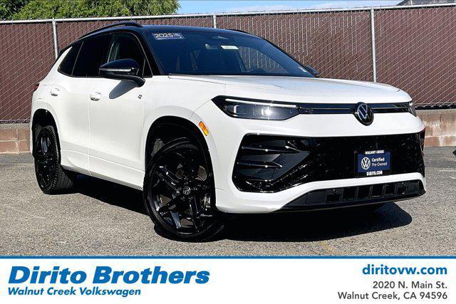 used 2025 Volkswagen Tiguan car, priced at $34,982