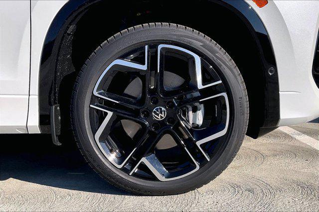 new 2026 Volkswagen Tiguan car, priced at $47,215