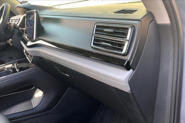 used 2024 Volkswagen Atlas car, priced at $38,984