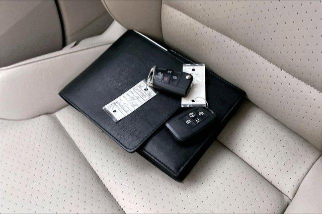 used 2016 Volkswagen e-Golf car, priced at $9,981