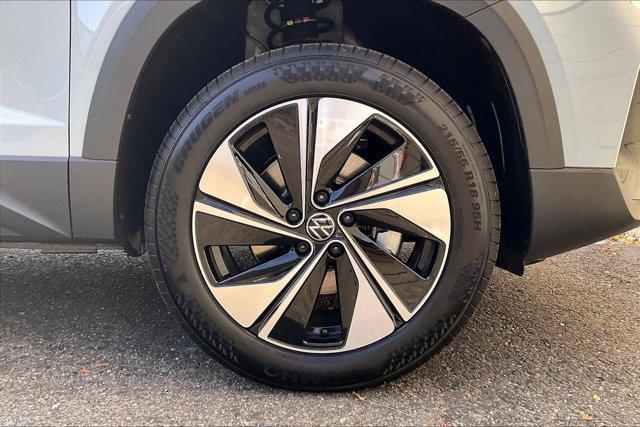 new 2026 Volkswagen Taos car, priced at $34,728