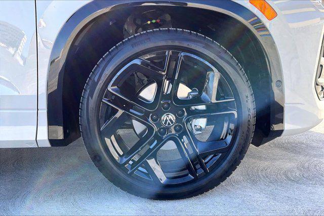 new 2026 Volkswagen Tiguan car, priced at $41,039