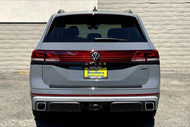 new 2026 Volkswagen Atlas car, priced at $51,234