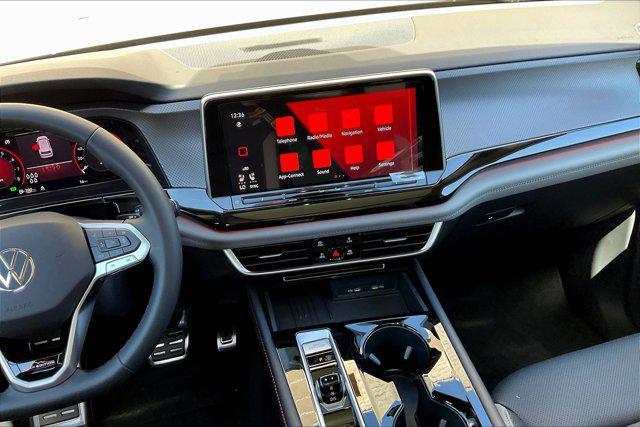 new 2026 Volkswagen Atlas car, priced at $51,234