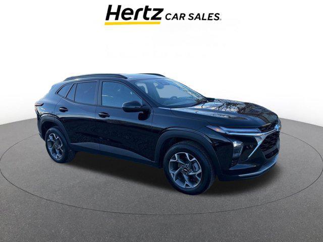 used 2025 Chevrolet Trax car, priced at $20,816