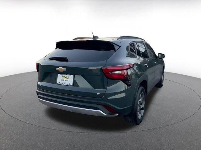 used 2025 Chevrolet Trax car, priced at $20,244