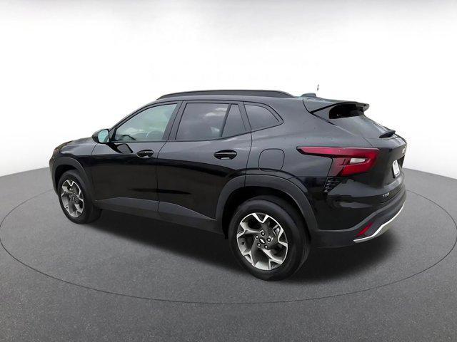 used 2025 Chevrolet Trax car, priced at $20,432