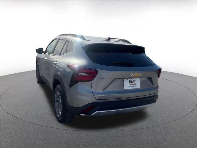 used 2025 Chevrolet Trax car, priced at $19,555