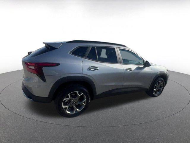 used 2025 Chevrolet Trax car, priced at $19,555