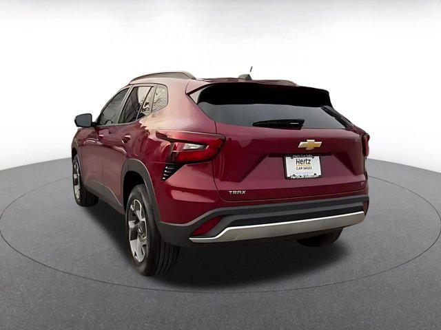used 2025 Chevrolet Trax car, priced at $19,473