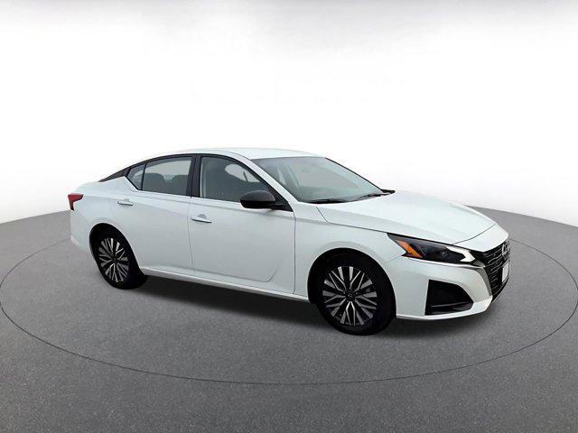 used 2025 Nissan Altima car, priced at $18,882