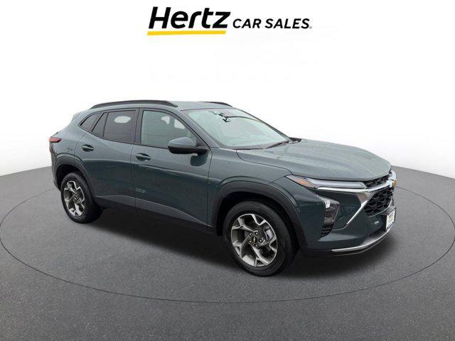 used 2025 Chevrolet Trax car, priced at $20,046