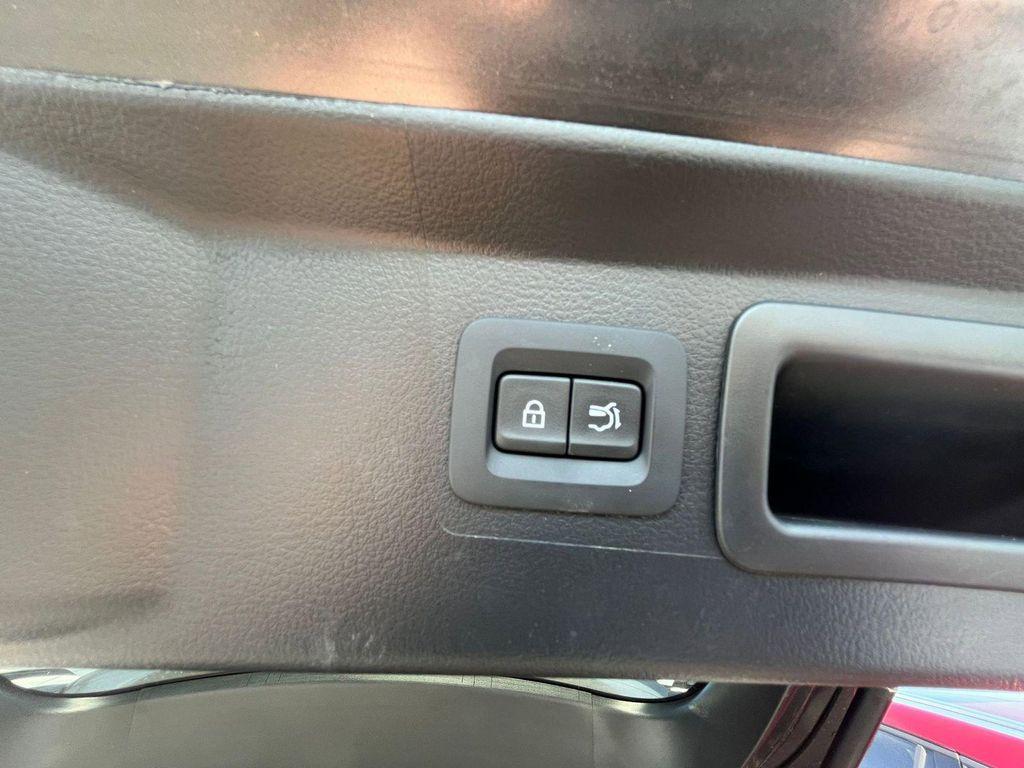 used 2025 Mazda CX-50 Hybrid car, priced at $30,333