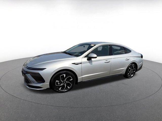 used 2025 Hyundai Sonata car, priced at $22,376