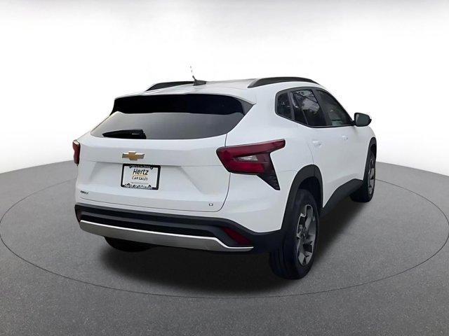 used 2025 Chevrolet Trax car, priced at $19,515