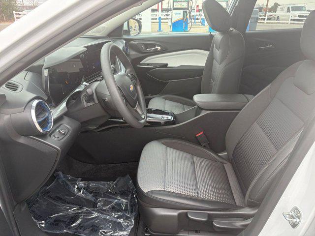 used 2025 Chevrolet Trax car, priced at $19,515