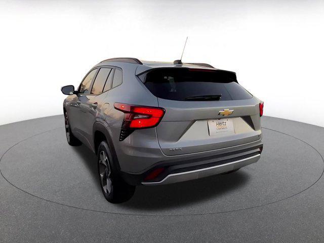 used 2025 Chevrolet Trax car, priced at $18,967