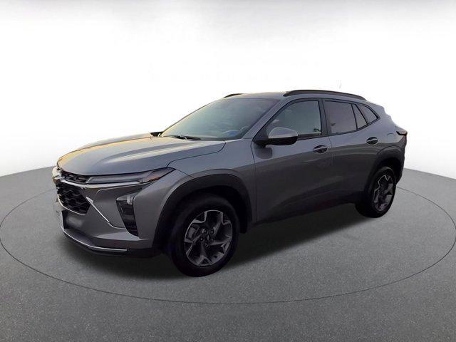 used 2025 Chevrolet Trax car, priced at $18,967
