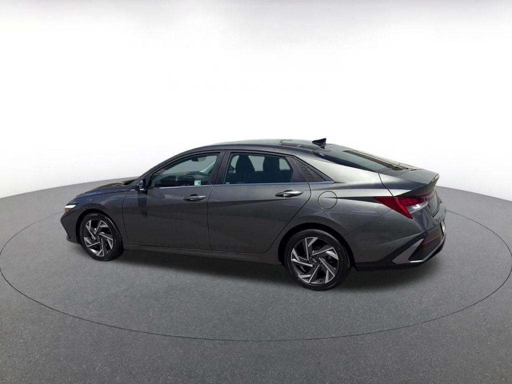 used 2025 Hyundai Elantra car, priced at $21,936