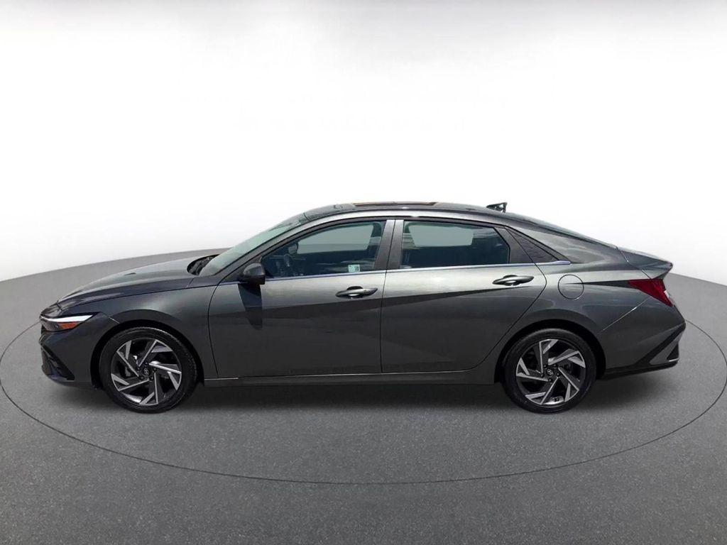 used 2025 Hyundai Elantra car, priced at $21,936