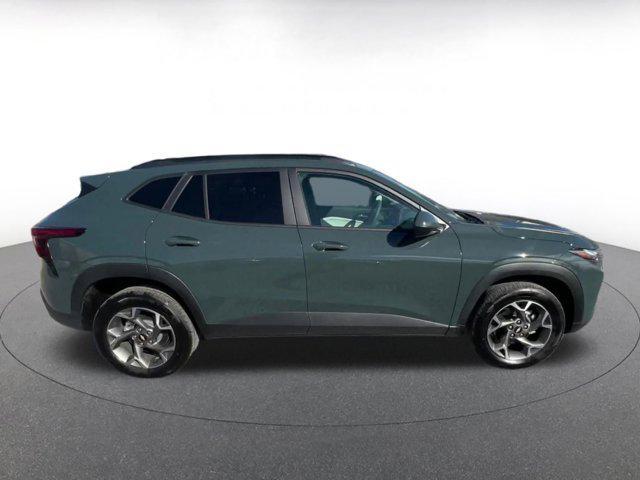 used 2025 Chevrolet Trax car, priced at $19,621