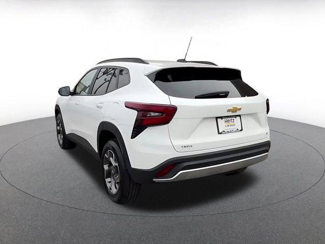 used 2025 Chevrolet Trax car, priced at $19,639