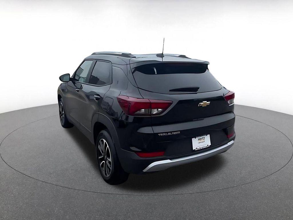 used 2025 Chevrolet TrailBlazer car, priced at $21,598