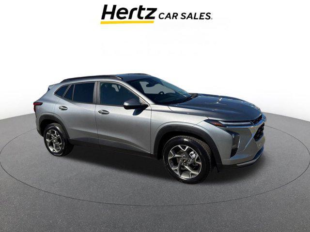 used 2025 Chevrolet Trax car, priced at $19,387