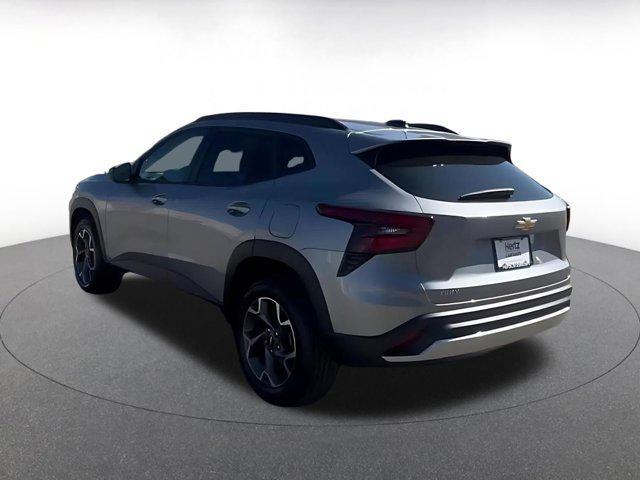 used 2025 Chevrolet Trax car, priced at $19,387