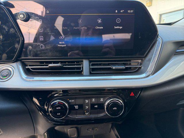 used 2025 Chevrolet Trax car, priced at $19,406