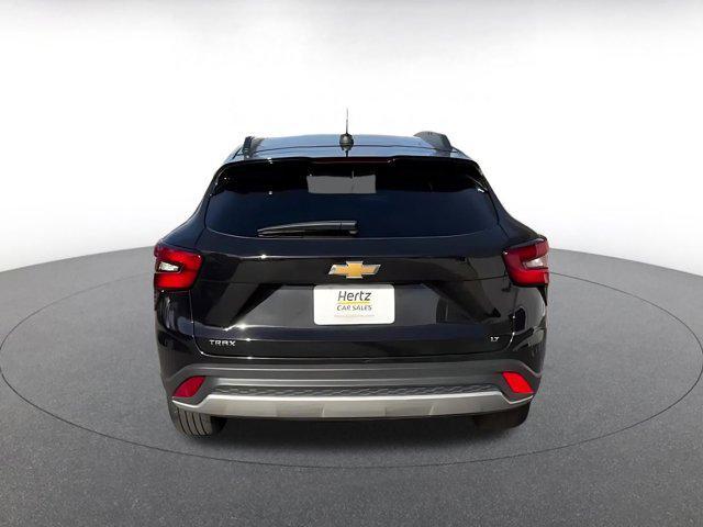 used 2025 Chevrolet Trax car, priced at $19,406