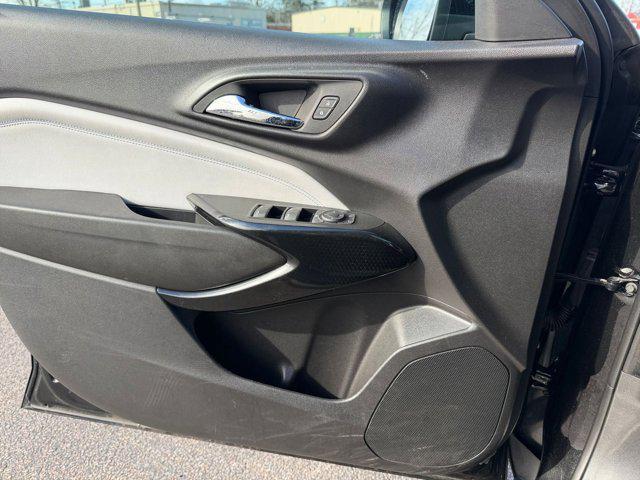 used 2025 Chevrolet Trax car, priced at $19,406