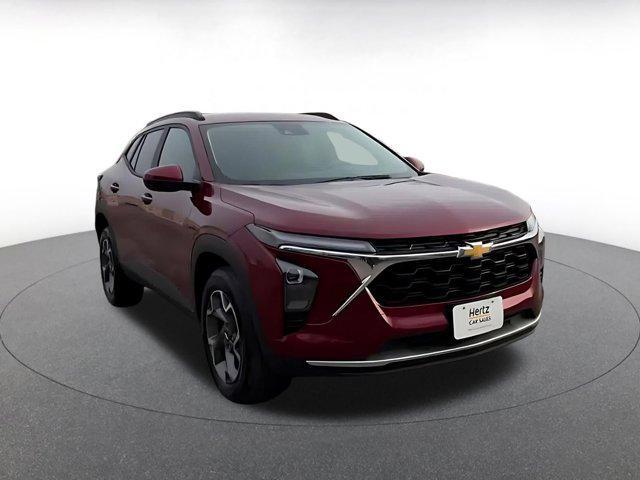 used 2025 Chevrolet Trax car, priced at $20,339