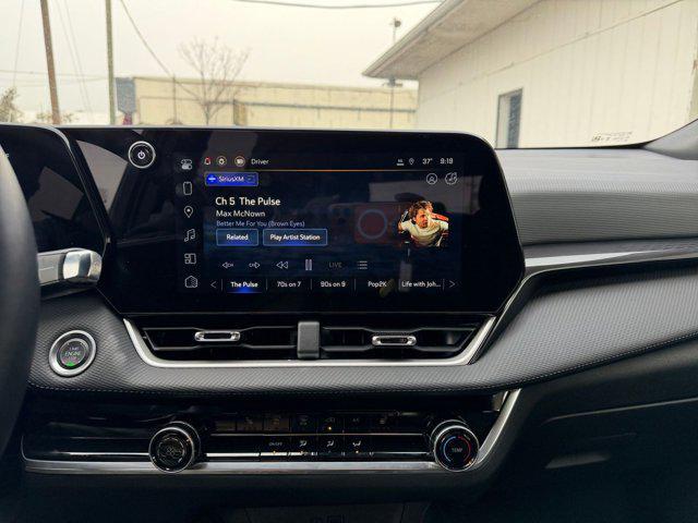 used 2025 Chevrolet Equinox car, priced at $23,394