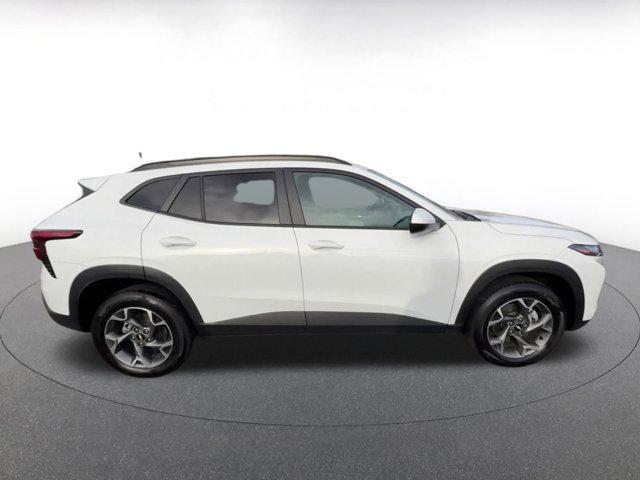 used 2025 Chevrolet Trax car, priced at $19,469